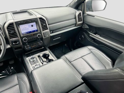 Used 2020 Ford Expedition Max XLT w/ Equipment Group 202A AWD/4WD image 22