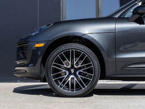 New 2026 Porsche Macan image 13