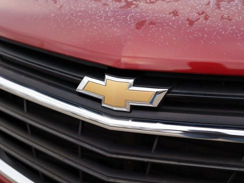 Used 2019 Chevrolet Equinox LT image 30