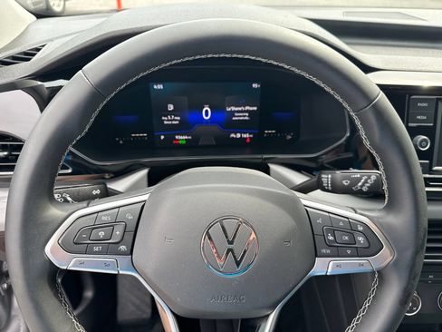 Used 2022 Volkswagen Taos S FWD image 31