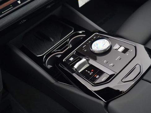 New 2026 BMW 540i xDrive w/ M Sport Package AWD/4WD image 19