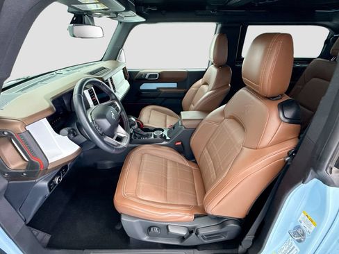 Used 2024 Ford Bronco Heritage Edition AWD/4WD image 18