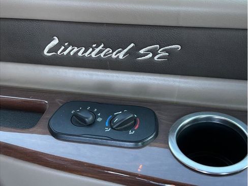 Used 2016 Ford Transit 250 148 Low Roof image 9