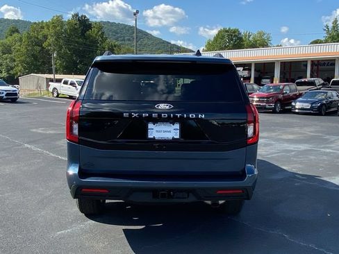 New 2027 Ford Expedition Active AWD/4WD image 6