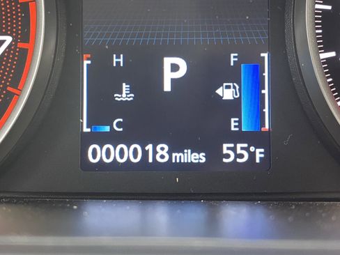 New 2026 Mitsubishi Eclipse Cross LE image 9