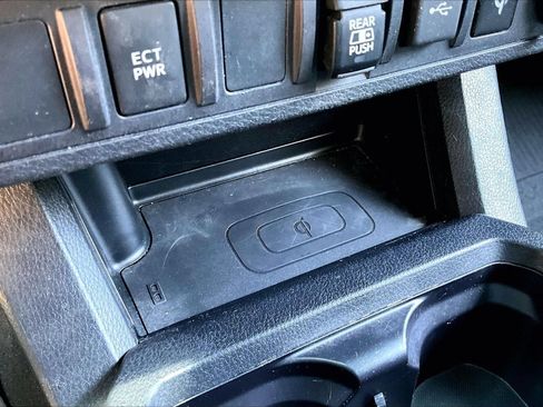 Used 2021 Toyota Tacoma TRD Off-Road AWD/4WD image 25