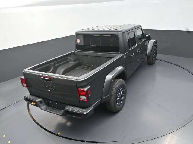 New 2026 Jeep Gladiator Sport AWD/4WD image 16