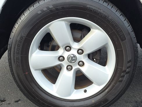 Used 2023 RAM 1500 Classic SLT image 23