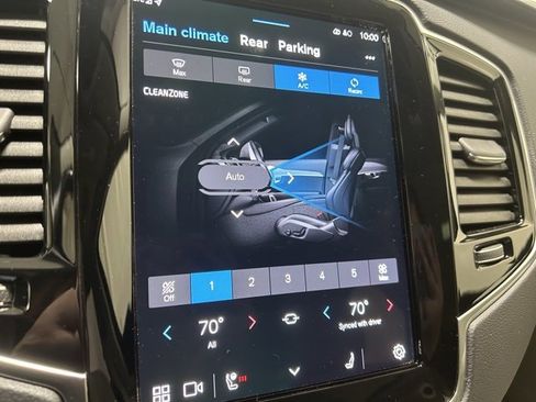 Used 2024 Volvo XC90 B6 Ultimate w/ Lounge Package image 15