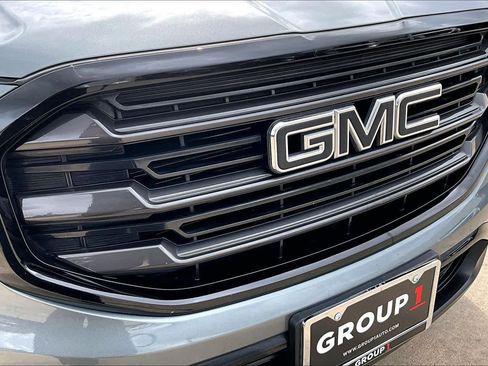 Used 2021 GMC Terrain SLT w/ Infotainment Package II image 30