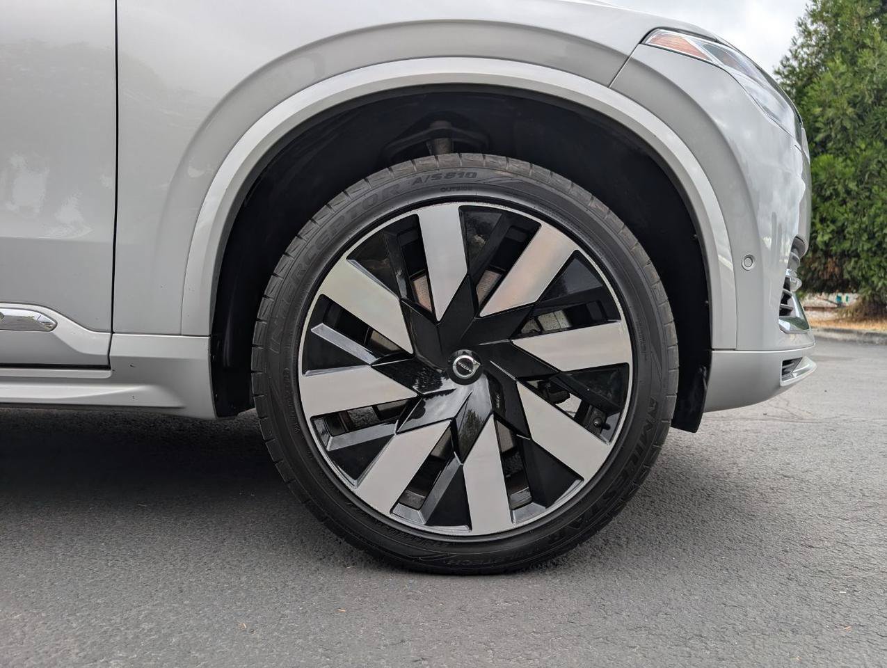 Used 2023 Volvo XC90 T8 Plus w/ Protection Package Premier AWD/4WD image 29