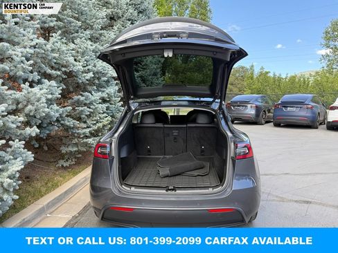 Used 2022 Tesla Model Y Performance AWD/4WD image 26