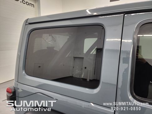 New 2026 Jeep Wrangler Unlimited Rubicon w/ Safety Group image 27