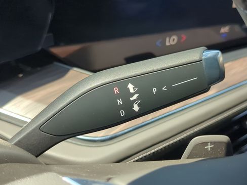 New 2025 Chevrolet Tahoe LS w/ LPO, Dark Essentials Package image 16