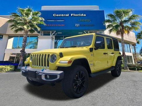 Certified 2023 Jeep Wrangler Unlimited Sahara w/ Cold Weather Group AWD/4WD image 9