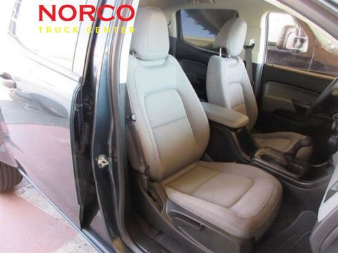 Used 2020 Chevrolet Colorado W/T w/ WT Convenience Package image 15