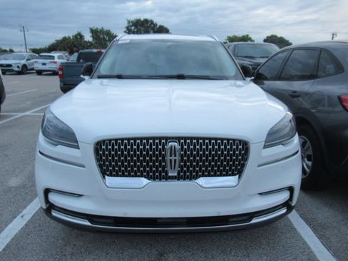 Certified 2023 Lincoln Aviator 2WD w/ Premium Package image 2