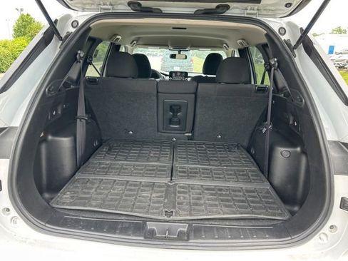 Used 2024 Mitsubishi Outlander ES AWD/4WD image 10