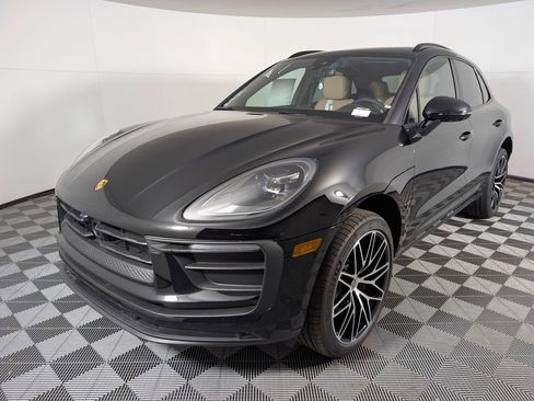 New 2026 Porsche Macan image 1