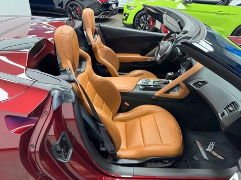 Used 2017 Chevrolet Corvette Z06 w/ Z07 Performance Package RWD image 17