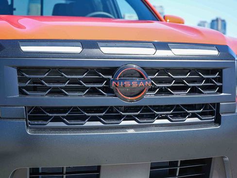 New 2026 Nissan Frontier PRO-4X w/ Tow Package AWD/4WD image 5