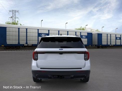 New 2026 Ford Explorer ST-Line RWD image 5