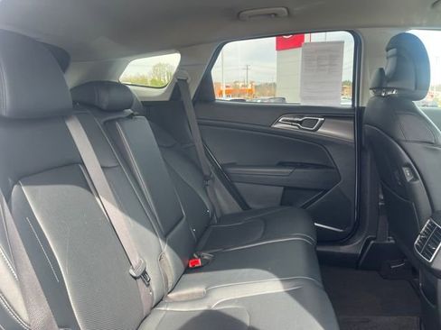 Used 2023 Kia Sportage EX FWD image 15