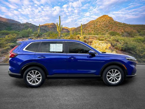 Used 2023 Honda CR-V EX-L image 3