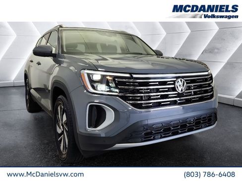 New 2026 Volkswagen Atlas SEL AWD/4WD image 1