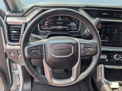 Used 2024 GMC Sierra 2500 Denali AWD/4WD image 21