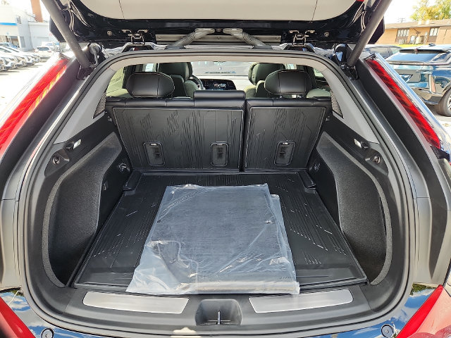 Certified 2026 Cadillac Optiq Sport 1 w/ LPO, Floor Liner Package AWD/4WD image 30