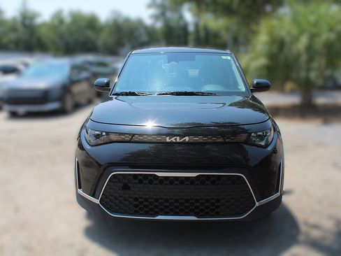 Certified 2024 Kia Soul LX w/ Option Group 015 FWD image 18