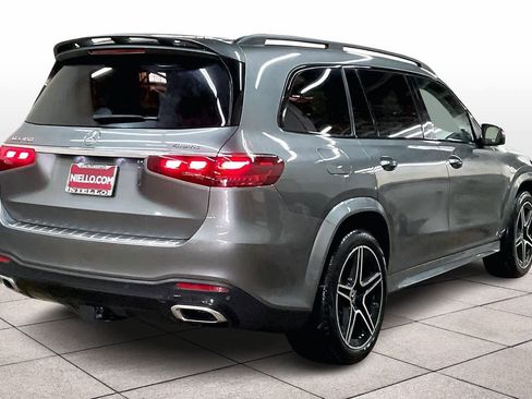 Used 2024 Mercedes-Benz GLS 450 4MATIC image 15