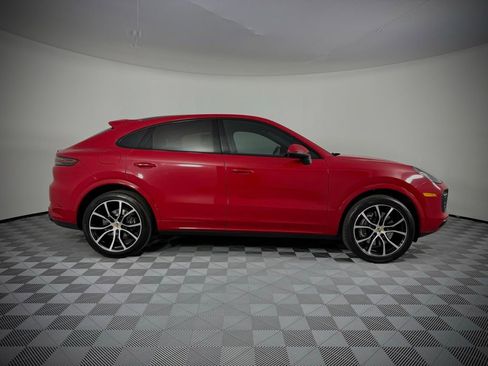 Certified 2023 Porsche Cayenne Coupe AWD/4WD image 11
