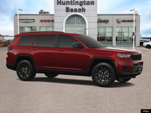 New 2025 Jeep Grand Cherokee L Laredo image 10