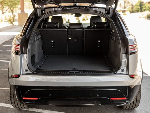 New 2026 Land Rover Range Rover Velar Dynamic SE image 22