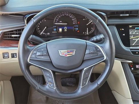 Used 2019 Cadillac XT5 Premium Luxury w/ Driver Assist Package image 10
