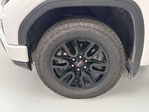 Used 2026 GMC Sierra 1500 Elevation w/ Elevation Premium Package AWD/4WD image 26