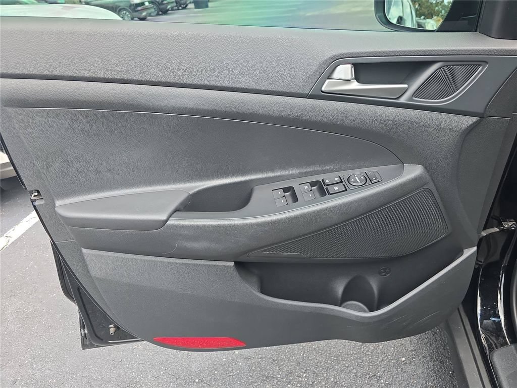 Used 2019 Hyundai Tucson Value FWD image 13