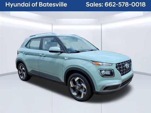 Used 2025 Hyundai Venue SEL FWD image 7