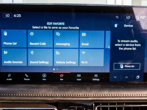 Used 2023 Lincoln Nautilus Reserve image 28