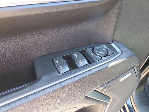 Used 2025 GMC Sierra 1500 Elevation w/ Preferred Package image 24