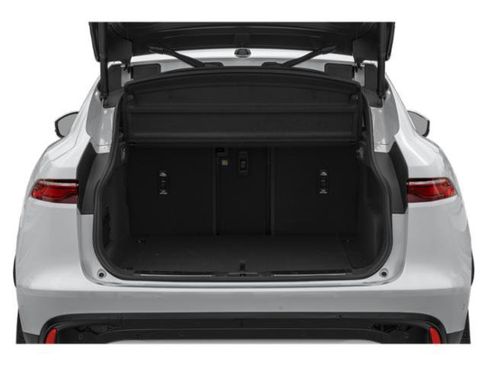 Used 2022 Jaguar F-PACE SVR image 11
