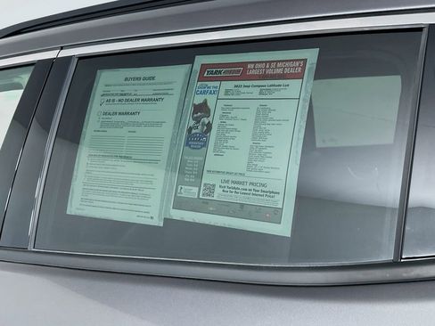 Used 2023 Jeep Compass Latitude image 13