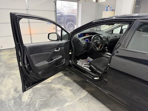 Used 2013 Honda Civic LX image 9