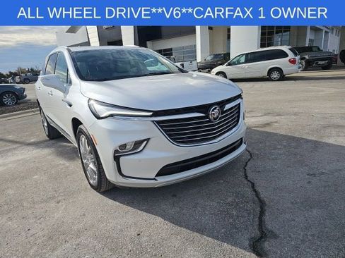 Used 2022 Buick Enclave Premium w/ Experience Buick Package image 3