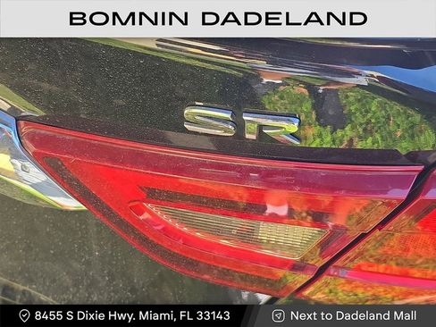 Used 2017 Nissan Maxima SR w/ Midnight Edition image 5