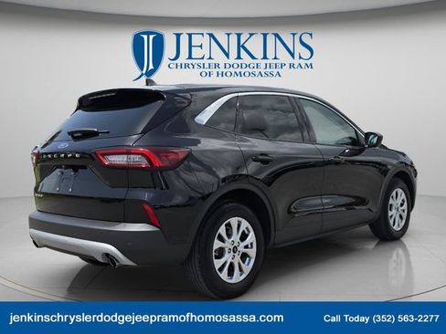 Used 2024 Ford Escape Active w/ Tech Pack #1 FWD image 5