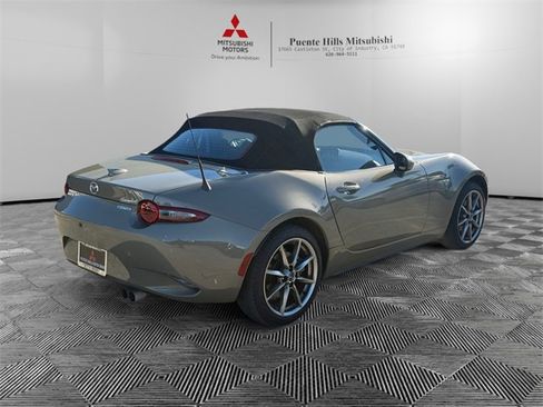 Used 2023 MAZDA MX-5 Miata Grand Touring image 5