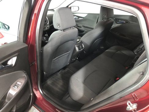 Used 2016 Chevrolet Malibu LT FWD image 15